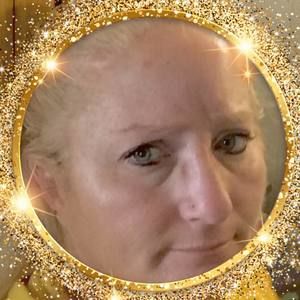 Meet your Posher, Pam